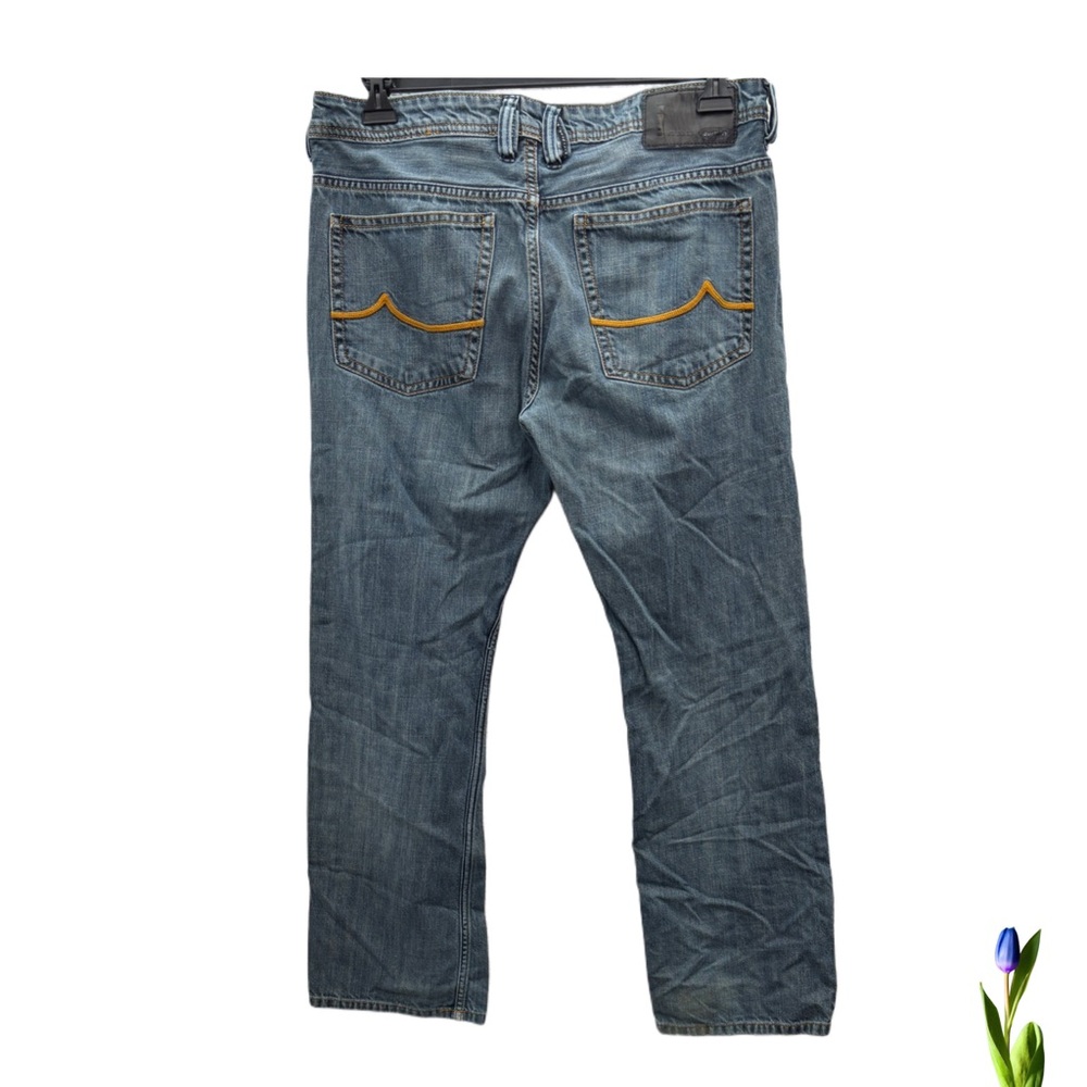 Buffalo Dayton Men's Slim Straight Leg Jeans 
33 x 30 - Picture 2 of 6